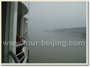 Beijing Chongqing Yangtze Yichang Shanghai 9 Day Tour